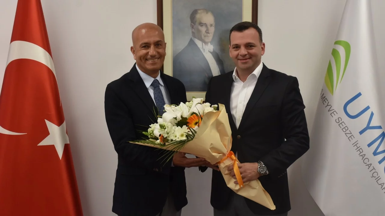 Bursa UYMSİB'te Hamdi Taner görevi devraldı