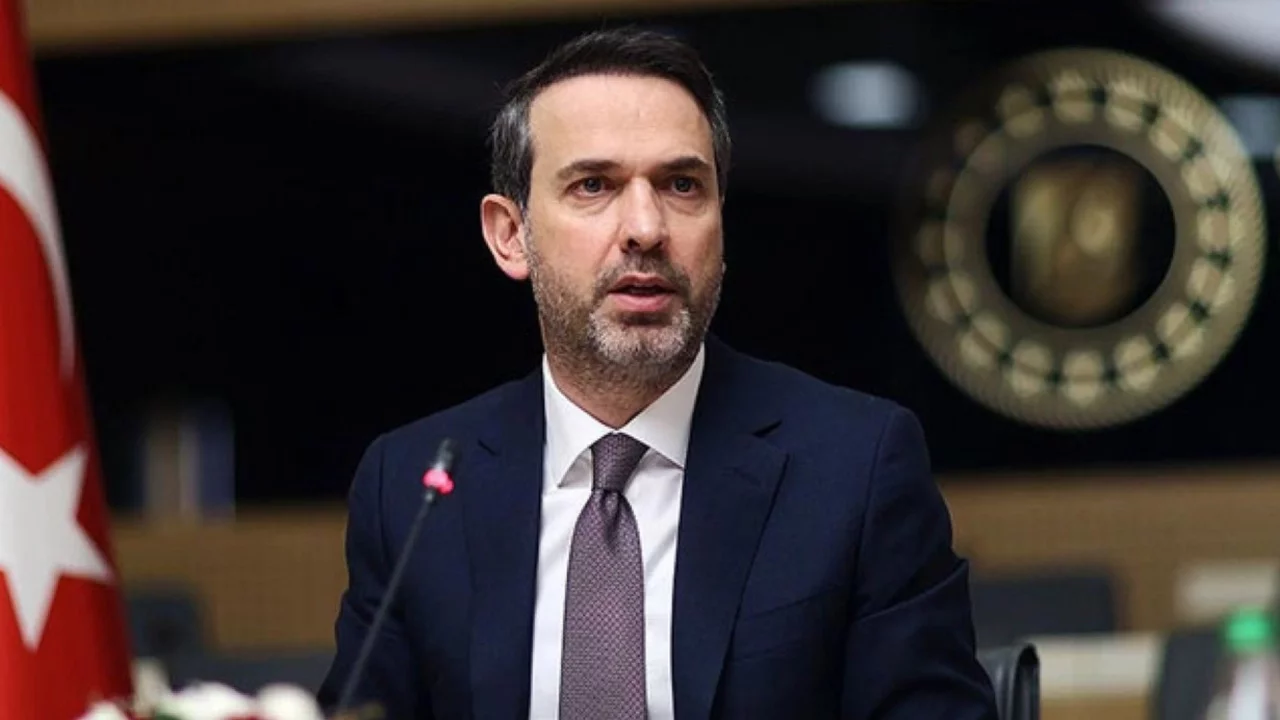 Bakan Bayraktar: İşçilerimizin mağdur olmayacağı bir süreç yürütüyoruz