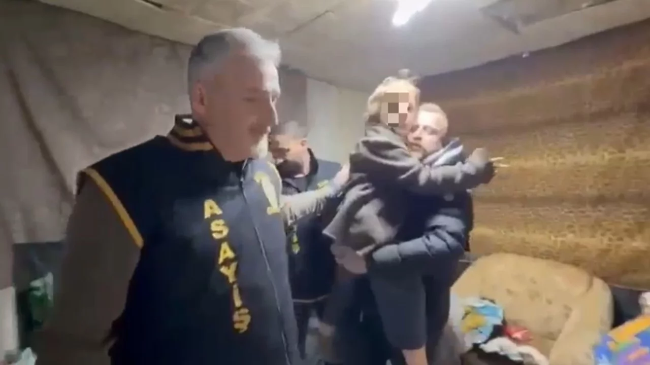 Bursa'da 7 yıl sonra bulunan 'Nazar', annesine teslim edildi