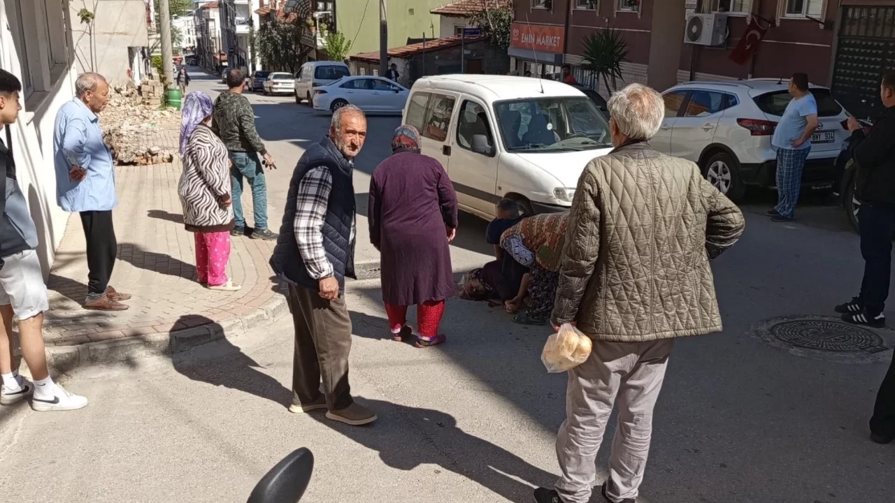 Bursa'da otomobilin çarptığı kadın hayatını kaybetti
