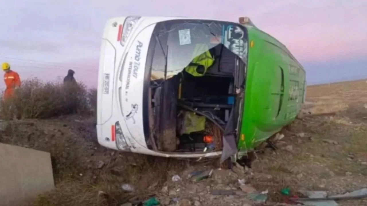 Bolivya'da otobüs faciası: Yeni doğan bebek dahil 9 kişi hayatını kaybetti, çok sayıda yaralı