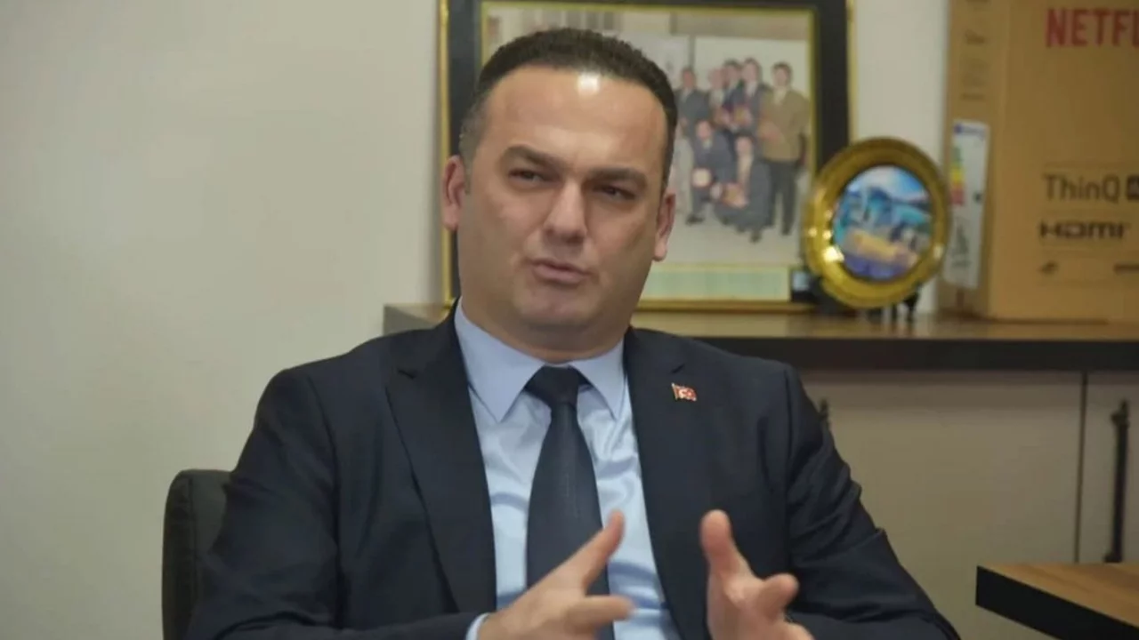 Eski Belediye Başkanı Hasbi Dede'ye hapis cezası