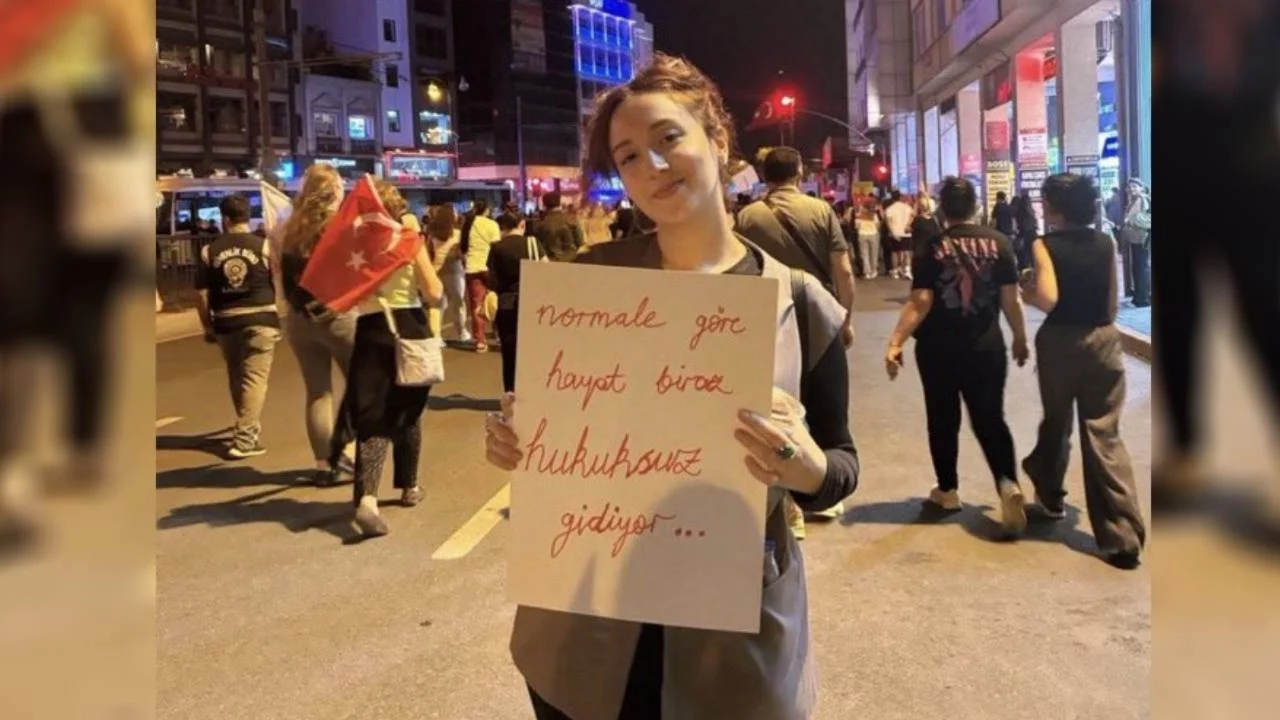 İBB Davasının duruşmasında gözaltına alınan Meltem Gökhanoğlu adli kontrolle serbest bırakıldı