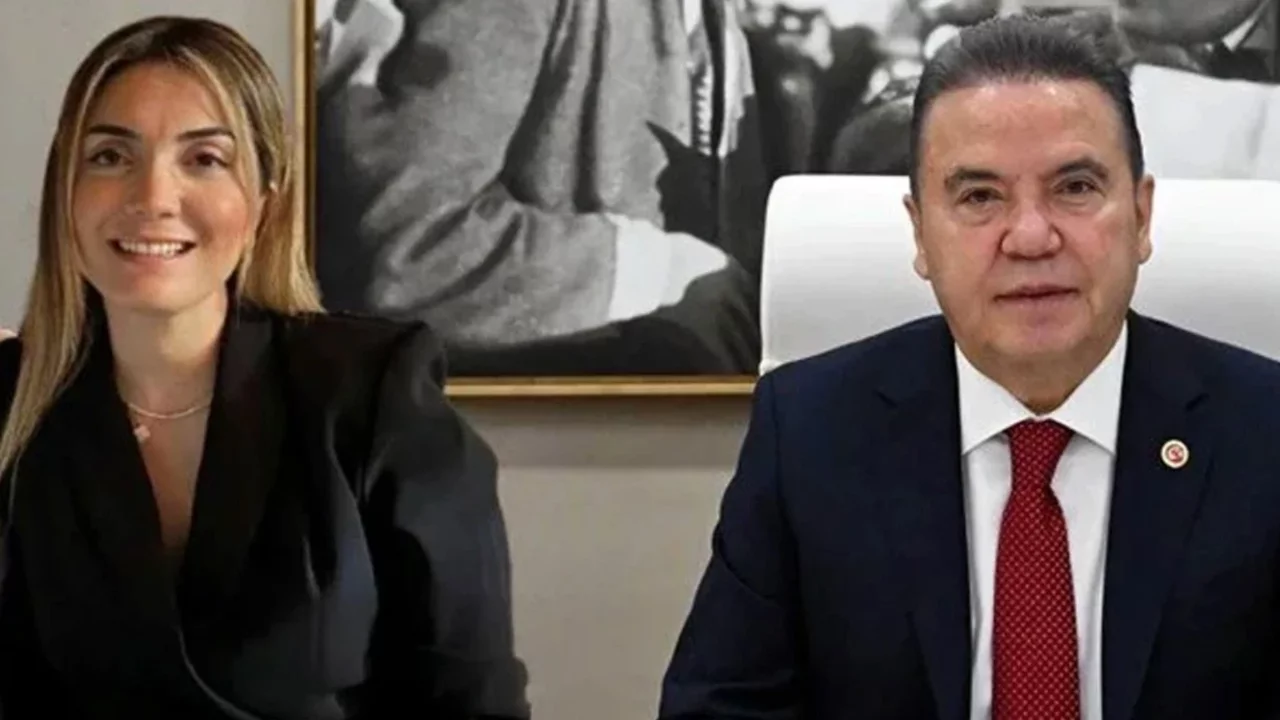 Antalya Büyükşehir Belediyesi'ne çifte operasyon!