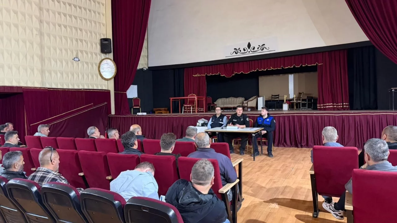 Bursa'da Şoförler Cemiyeti Başkanlığı'ndan sürücülere trafik eğitimi