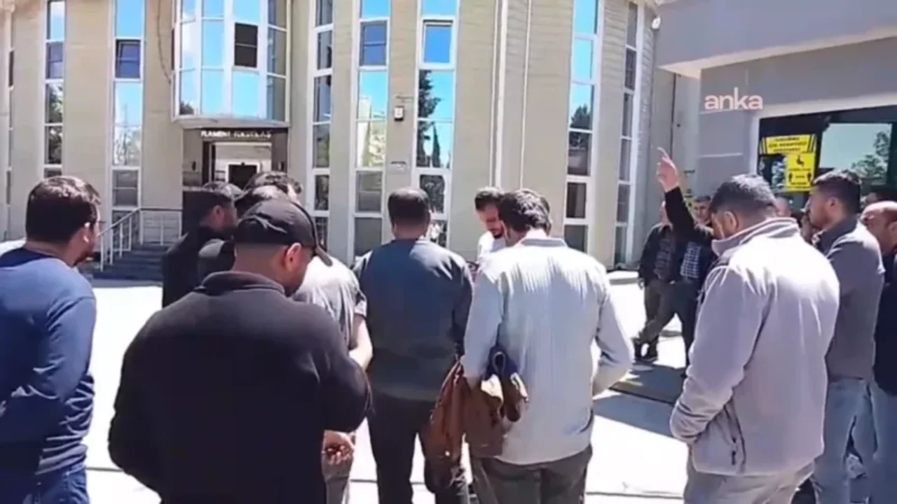 Gaziantep'te tekstil işçilerinden ücret protestosu!