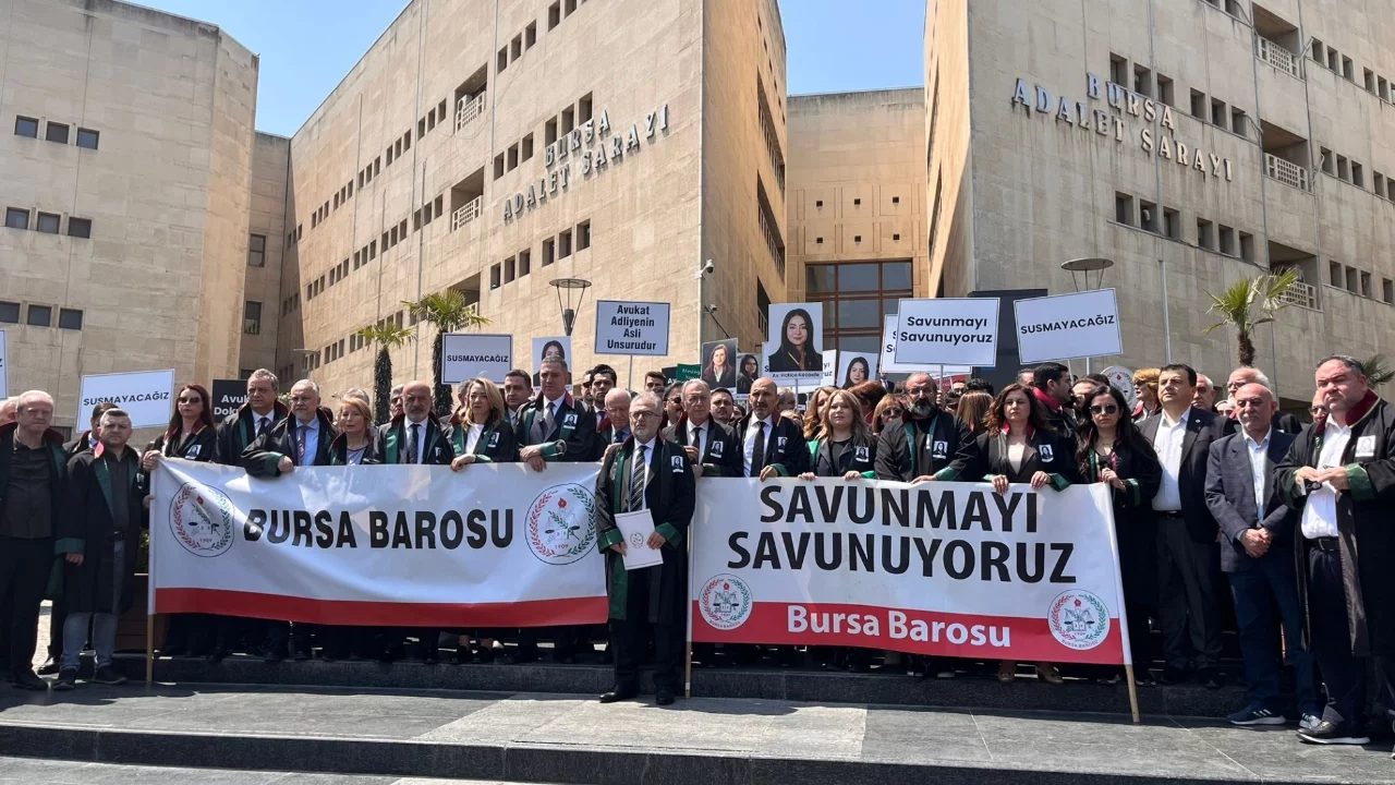 Bursa Barosu'ndan avukatlara yönelik şiddete sert tepki: Bıçak kemiğe dayandı artık