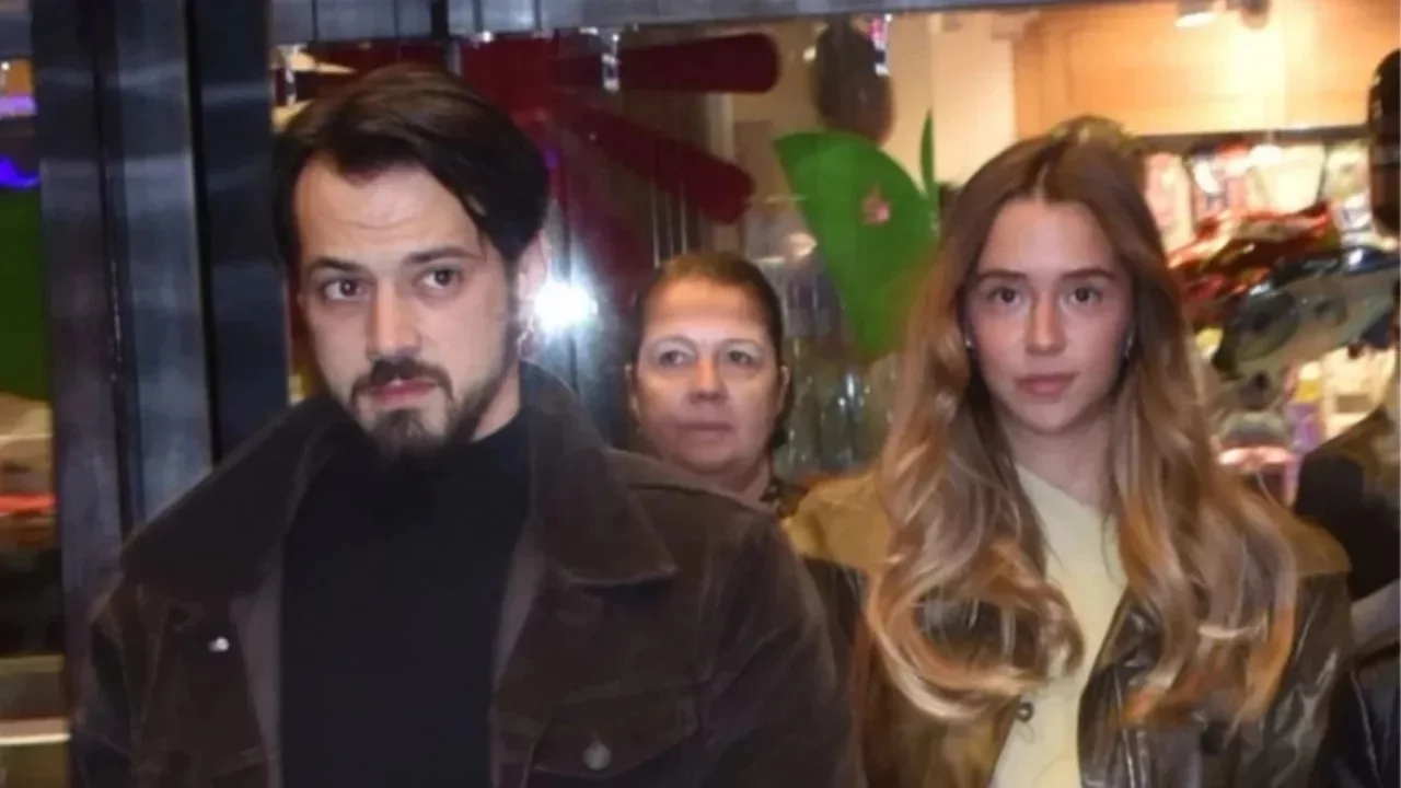 Mert Yazıcıoğlu ile Zeynep Artukmaç ilk kez el ele görüntülendi