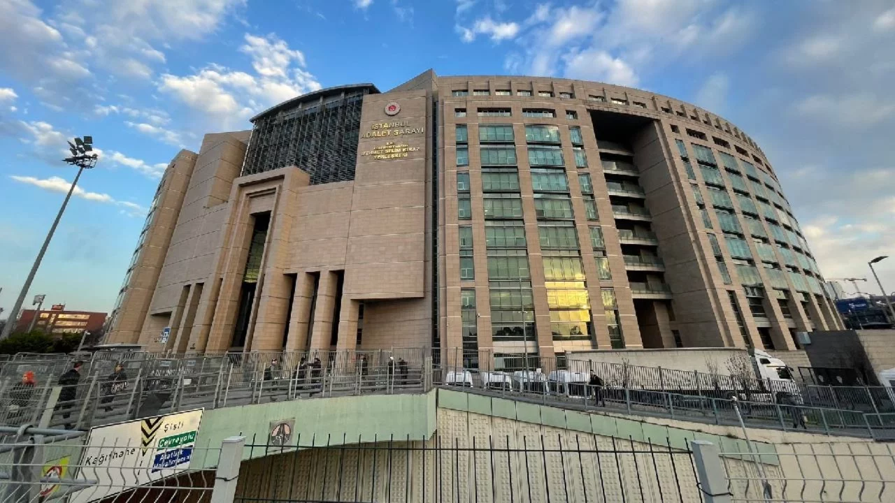 1 Mayıs öncesi ev baskınlarında 14 tutuklama