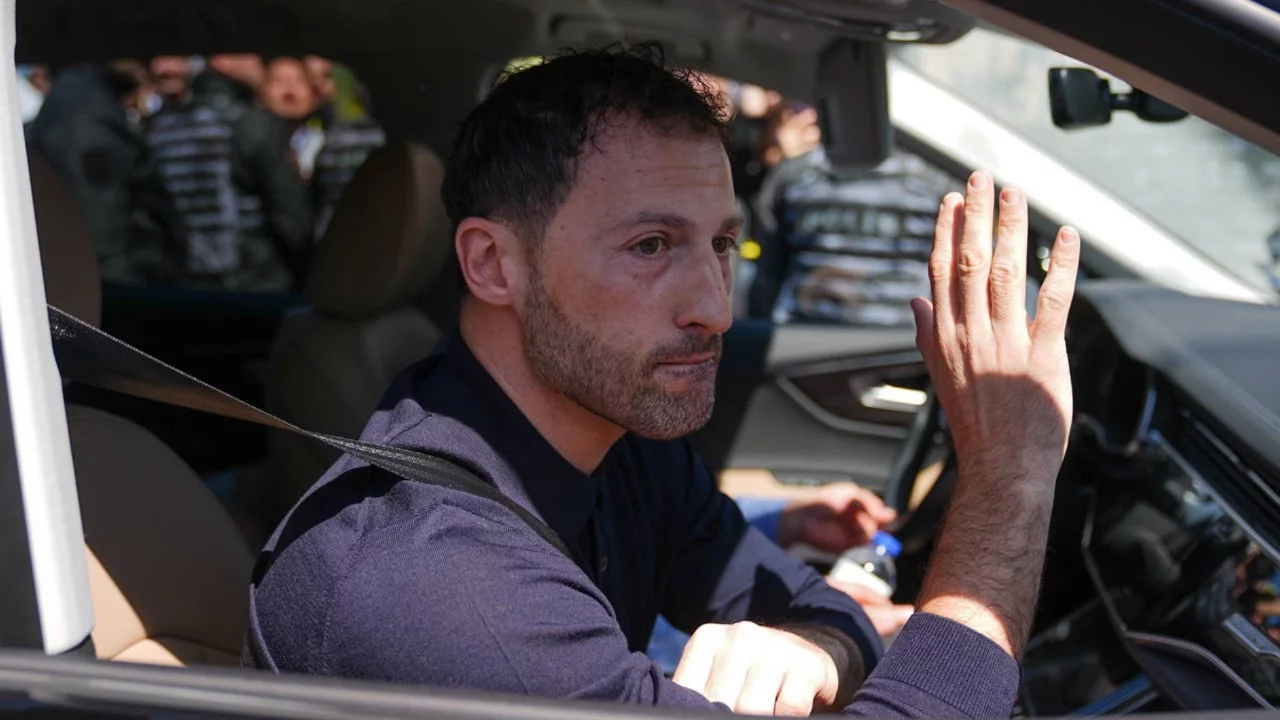 Fenerbahçeli taraftarlardan Domenico Tedesco'ya duygusal veda