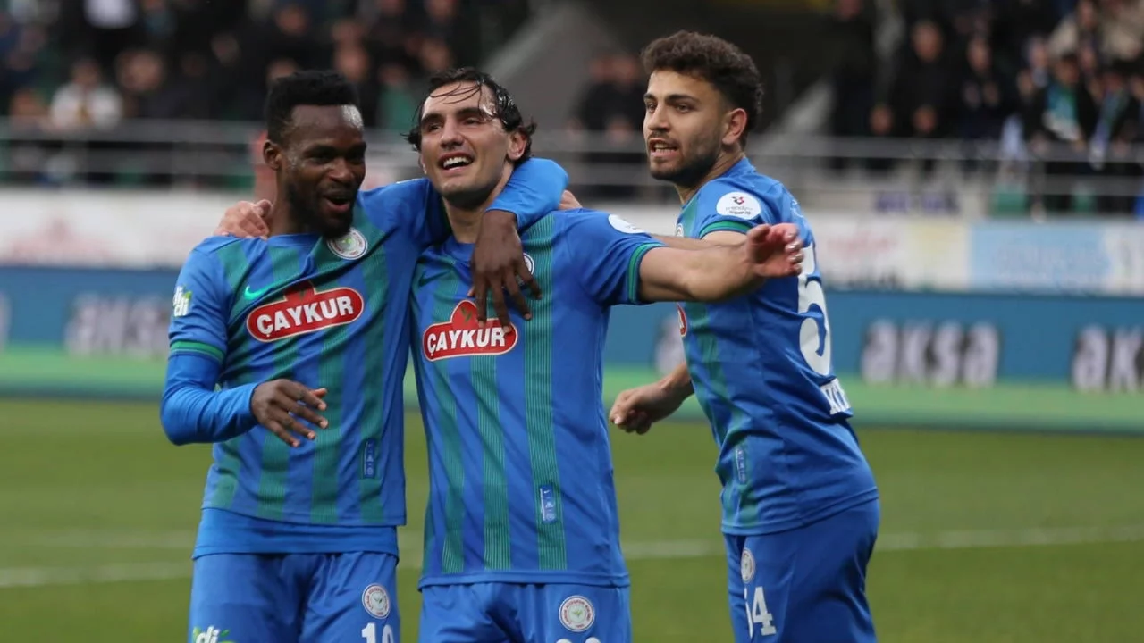 Çaykur Rizespor, sahasında Konyaspor'u 3-2 yendi