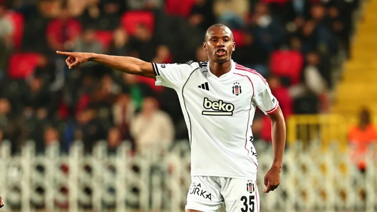 Beşiktaş'ta Tiago Djalo sakatlandı