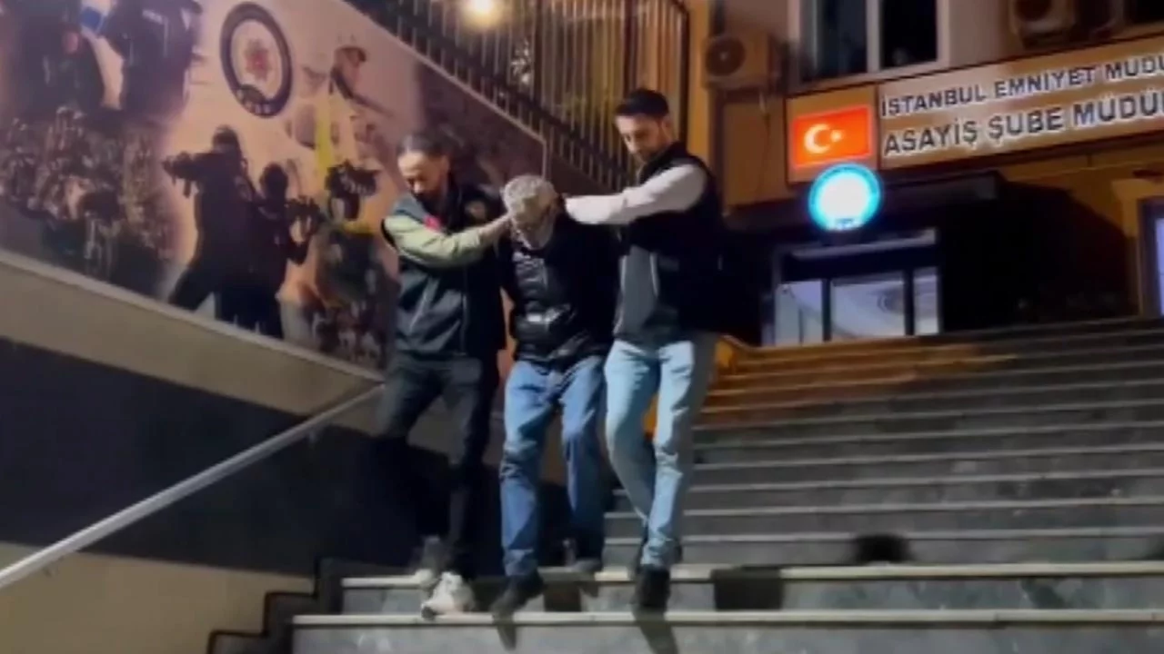 Beyoğlu'nda 64 yıl hapis cezası bulunan firari kömürlükte yakalandı