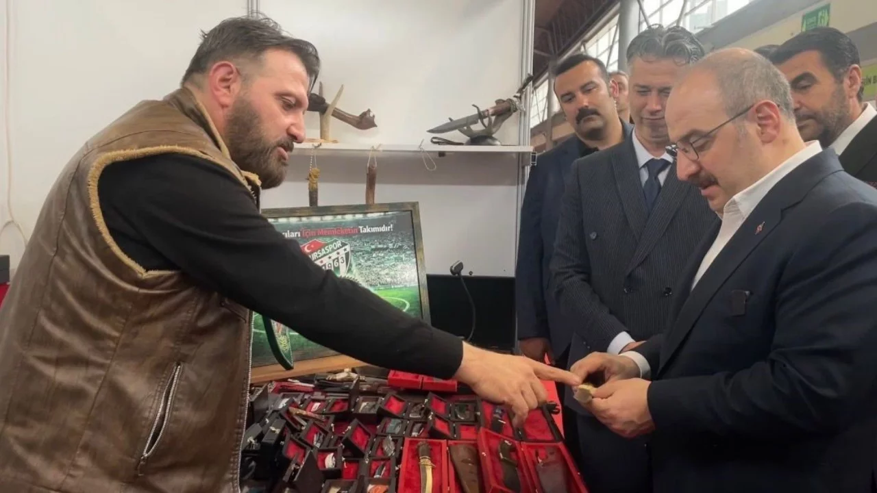 AK Parti Bursa Milletvekili Varank'dan Uluslararası Bursa Bıçak Festivaline ziyaret