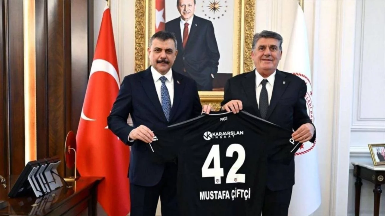 Serdal Adalı, Bakan Çiftçi'yi ziyaret etti