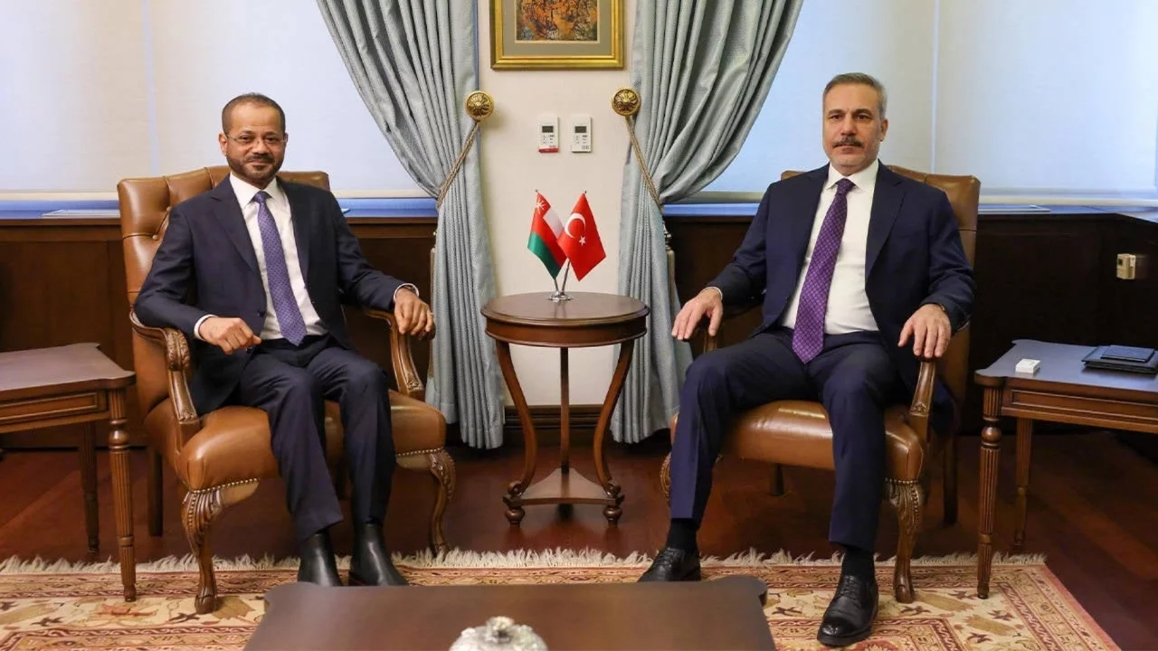 Bakan Fidan Ummanlı mevkidaşı Busaidi ile görüştü