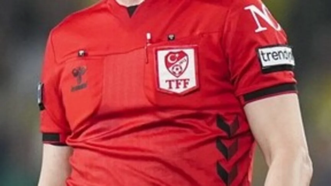 Edirne'de hakemi darbettiği iddiasıyla bir futbolcuya gözaltı