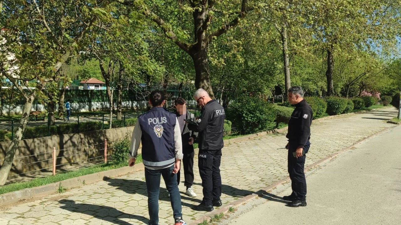 Bursa'da okul çevrelerine sıkı denetim
