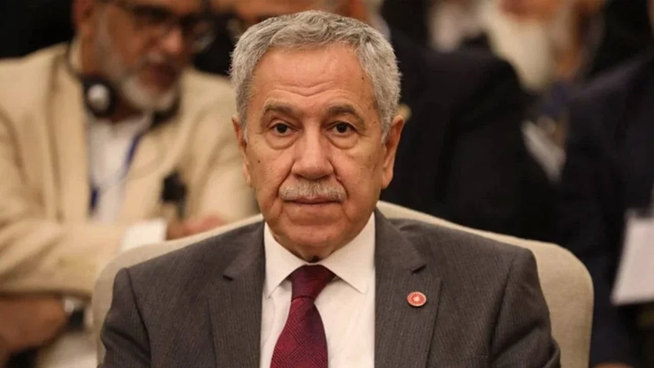 Bülent Arınç'tan "yeni parti kuracağı" iddialarına yanıt geldi