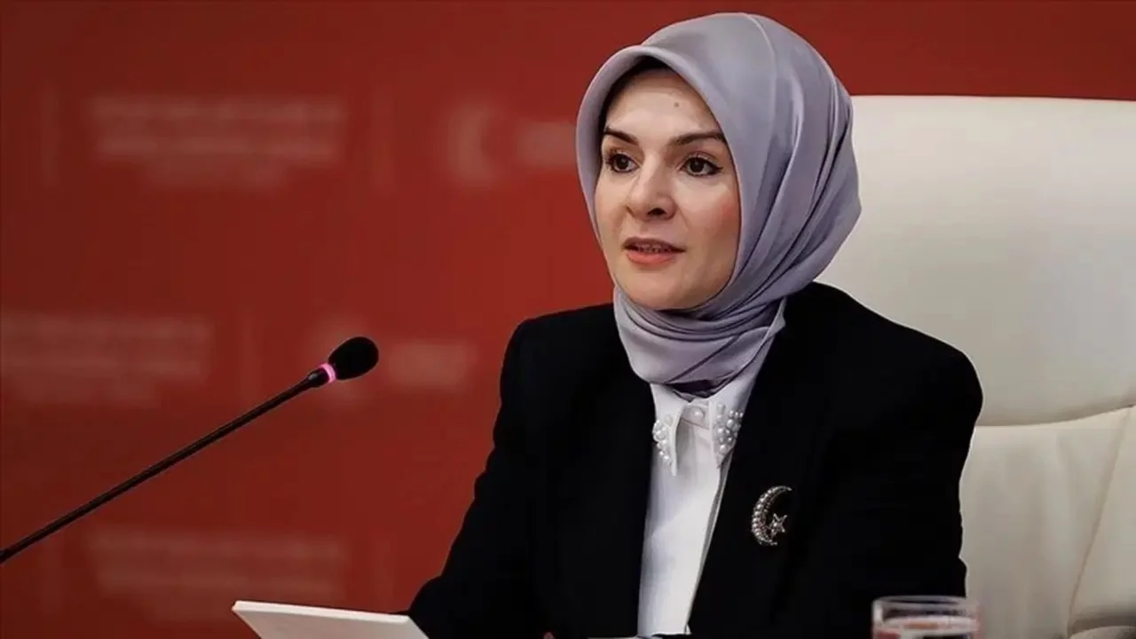 Aile ve Sosyal Hizmetler Bakanı Göktaş'tan o eleştirilere yanıt: 'Son derece doğal'