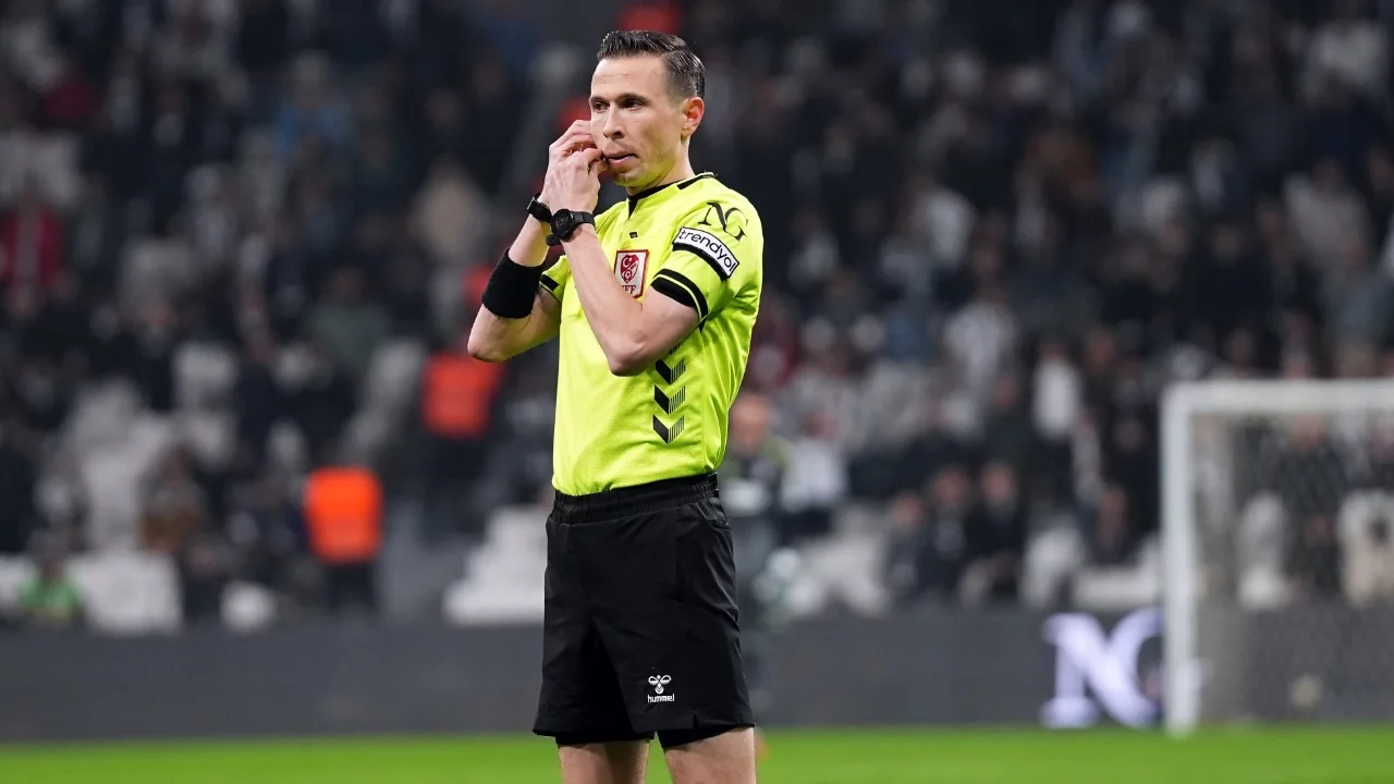 Beşiktaş - Konyaspor maçının hakemi Adnan Deniz Kayatepe oldu