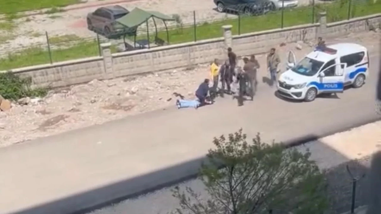 Diyarbakır'da okul çevresinde peş peşe silah sıkıldı