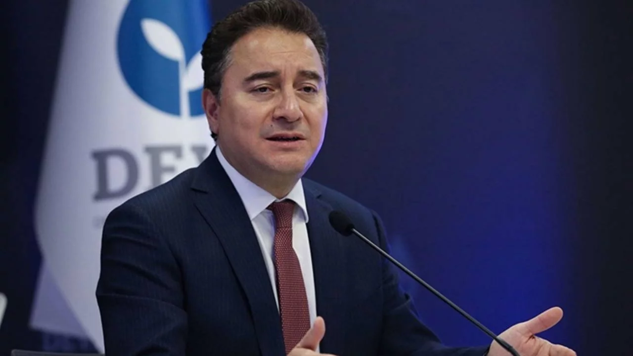 Babacan 'ortak cumhurbaşkanı adayı' iddialarını yalanlamadı