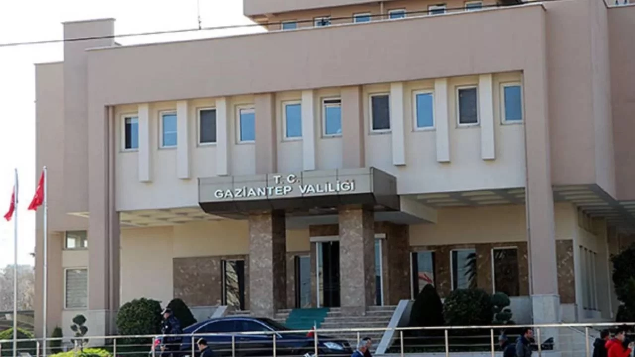 Gaziantep'te fırtına ve sel hasarı: Çok sayıda okulda eğitime ara verildi