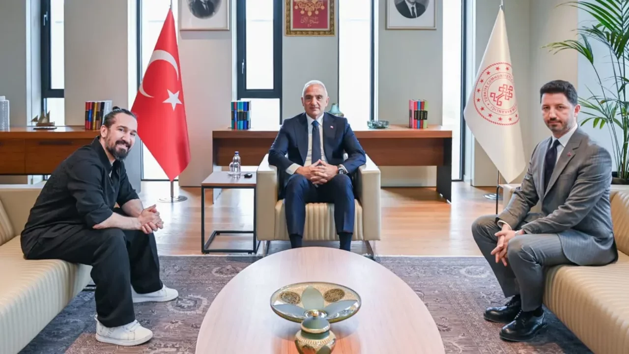 Bakan Ersoy ile Barış Manço'nun oğlu Doğukan Manço buluştu