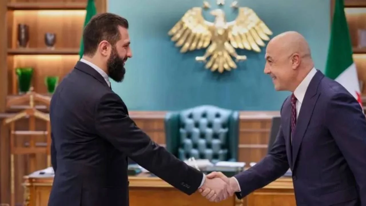 Ahmet Şara, Fettah Tamince ile bir araya geldi