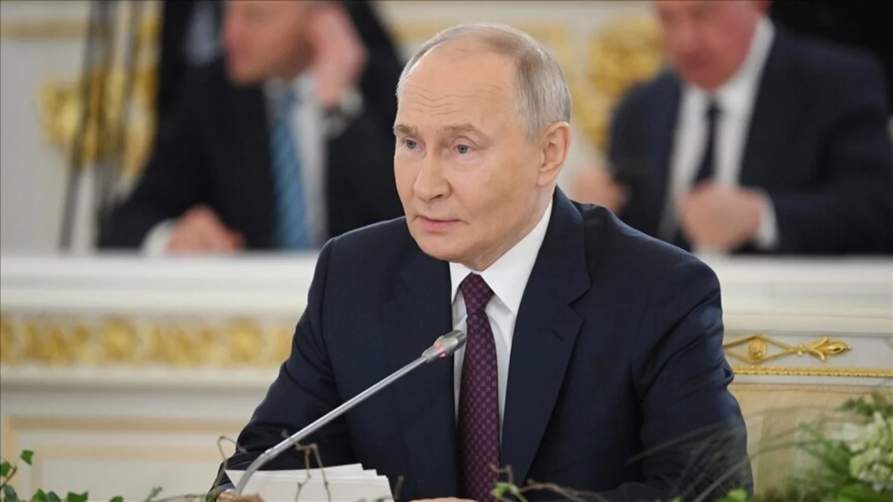 Putin, Zafer Günü dolayısıyla 8-9 Mayıs'ta Ukrayna'da ateşkes ilan etti