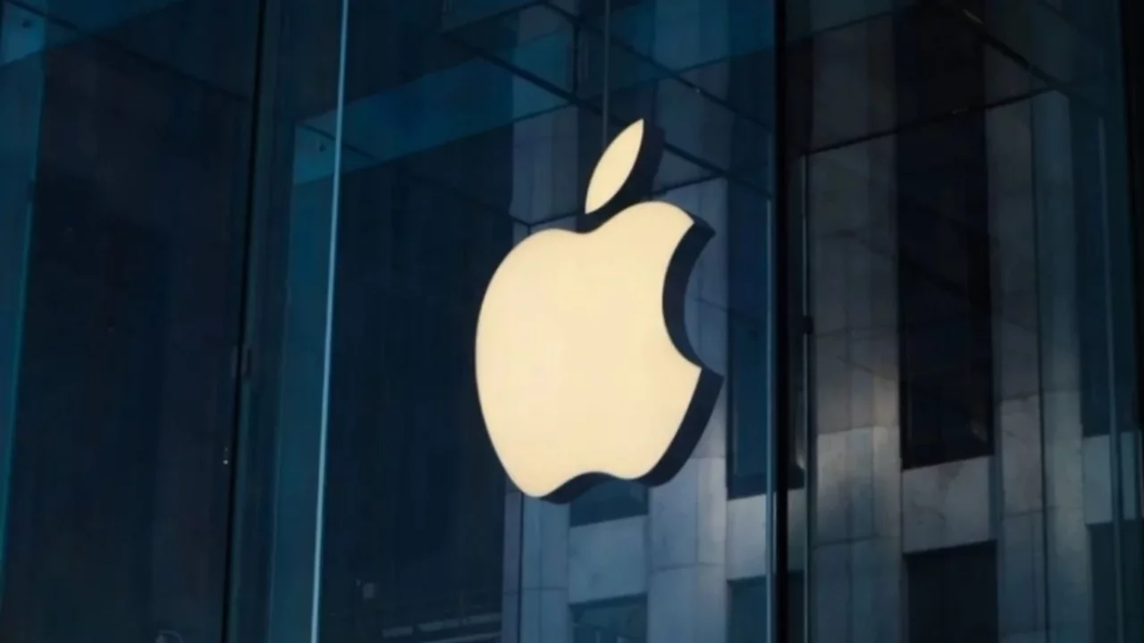 Apple'dan iPhone'lara zam