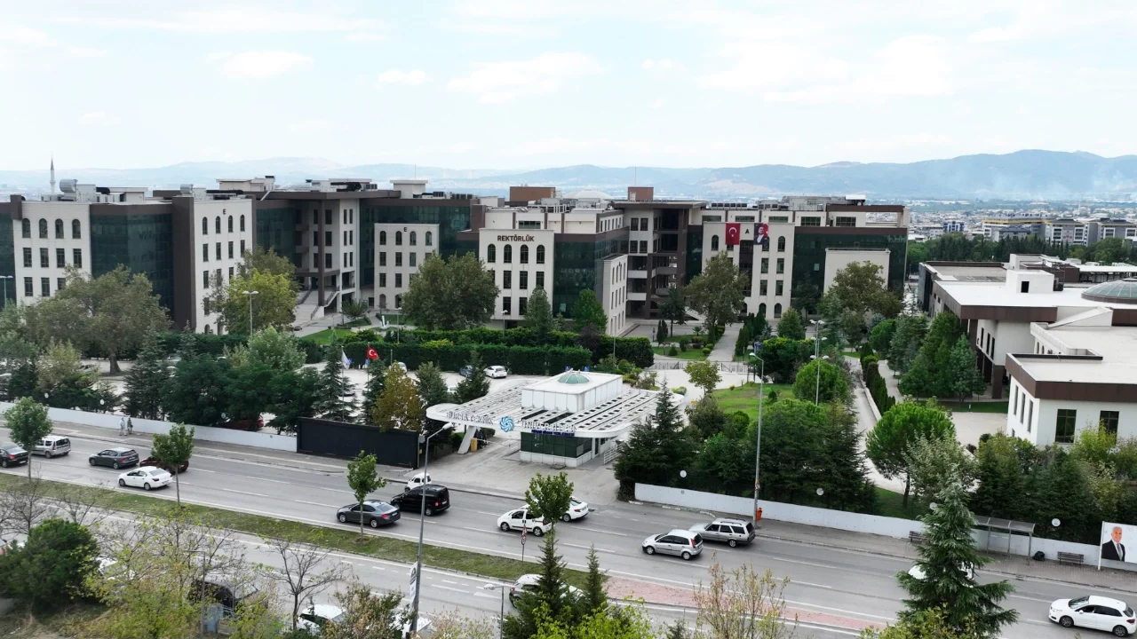 Bursa Teknik Üniversitesi Akdeniz'in baklagillerini yeni nesil gıdalara dönüştürüyor