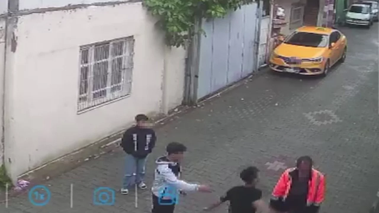 Sokakta yaşayan adama saldıran çocuğa ev hapsi cezası