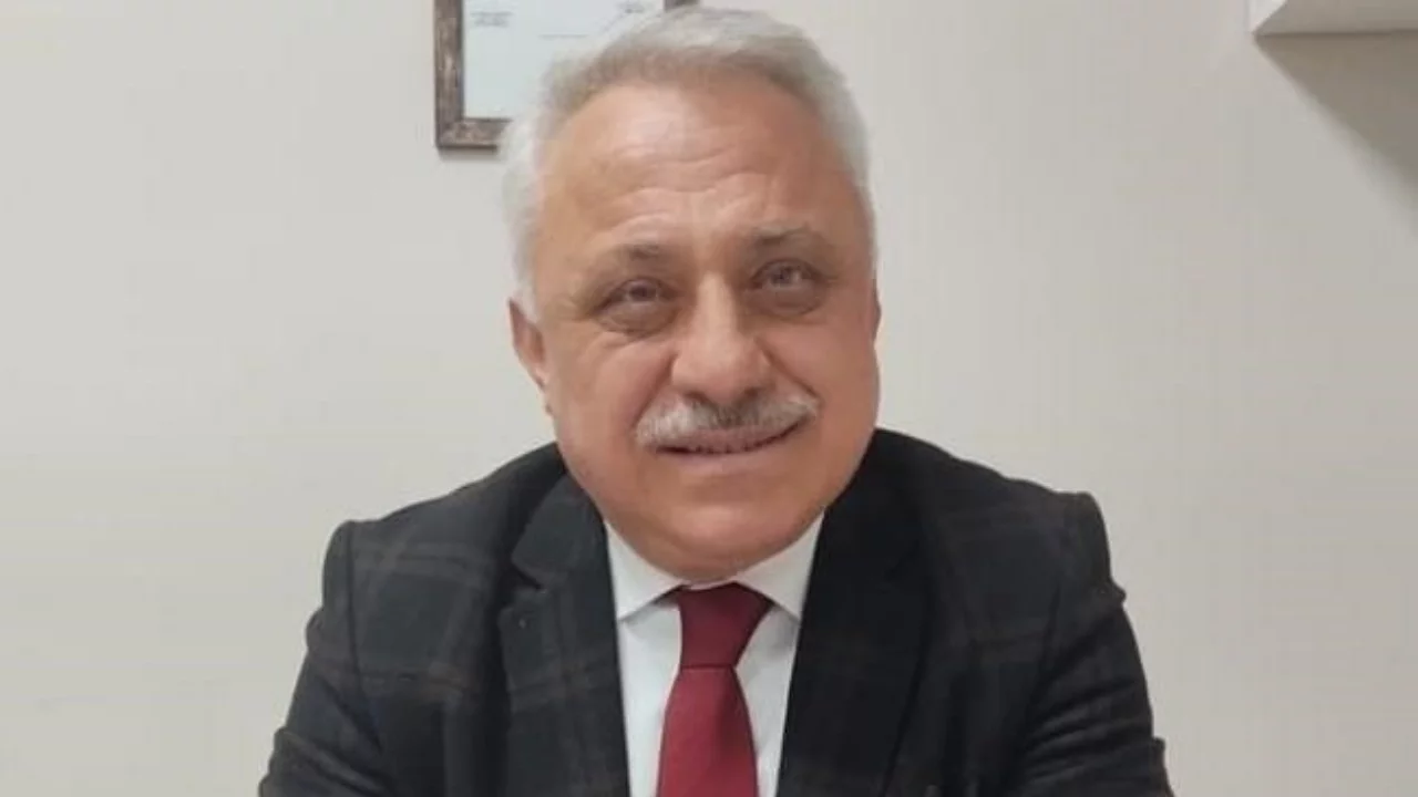 Bursa siyasetinin tanınan ismi Ayhan Özbek hayatını kaybetti