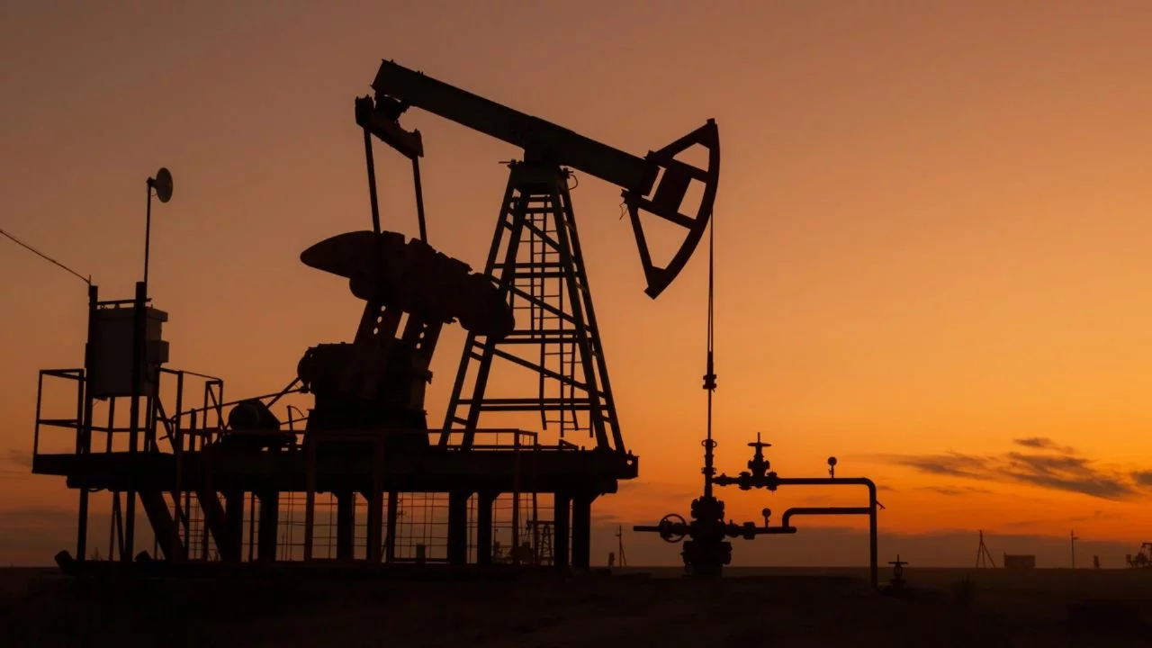Brent petrolün varili 108,53 dolardan işlem görüyor