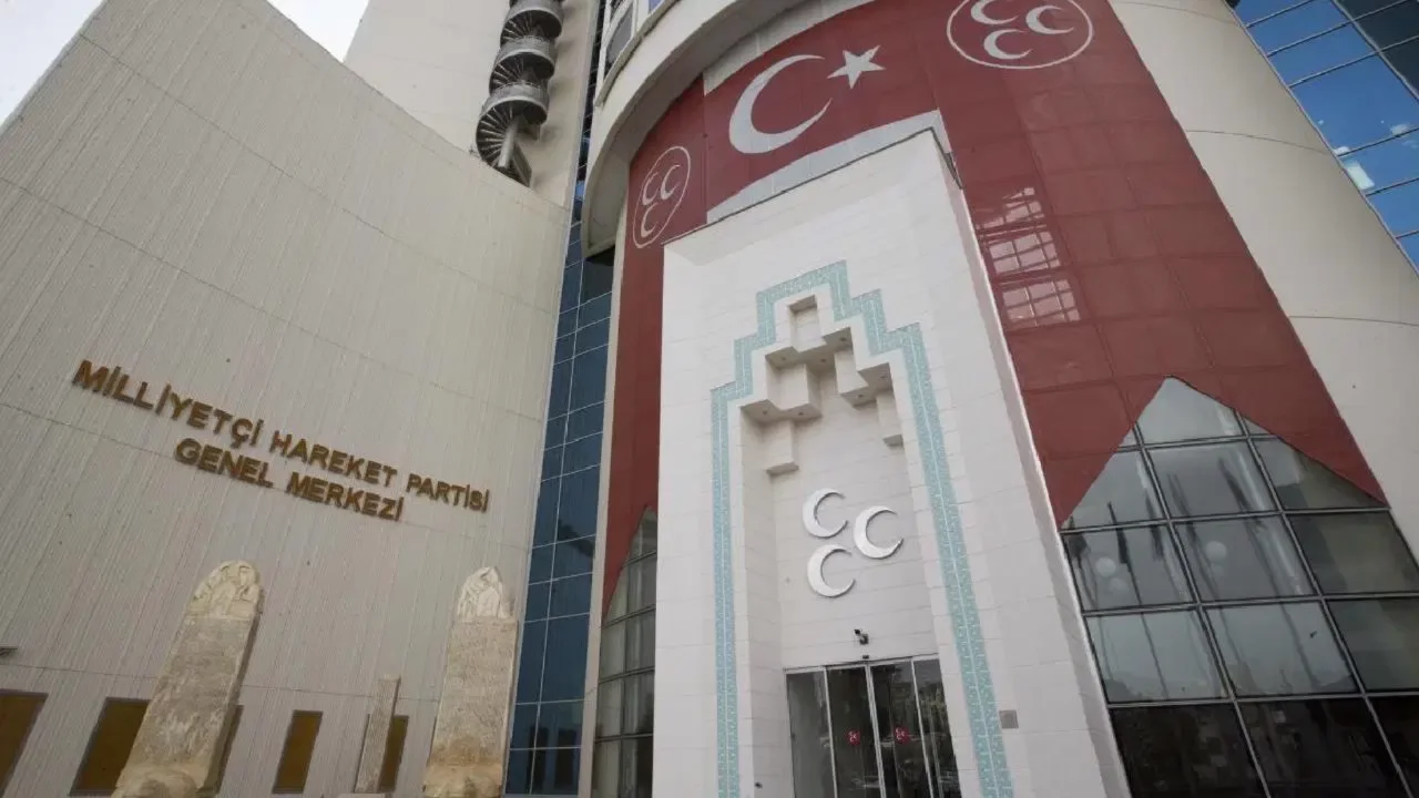 MHP'li bir ilçe başkanı daha görevden alındı