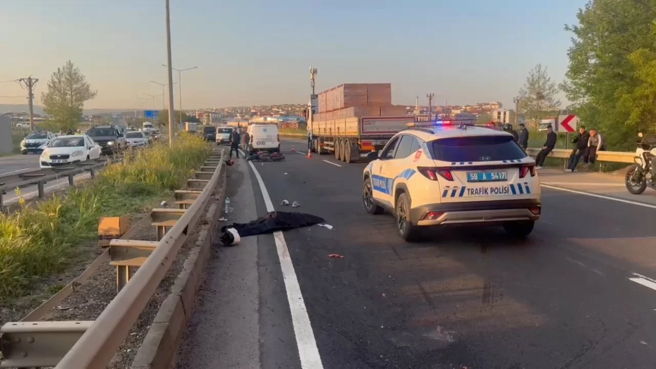 Tekirdağ'da motosiklet kazası: 17 yaşındaki genç kız yaşamını yitirdi