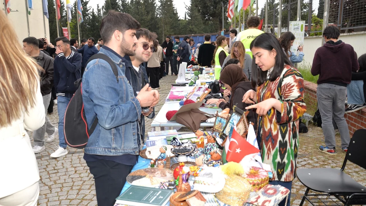 Hıdırellez coşkusu BUÜ'yü sardı