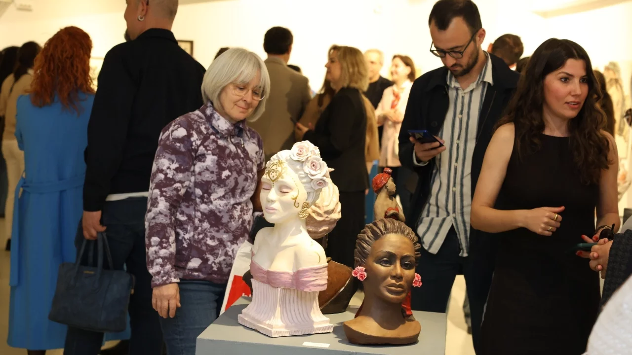 Nilüfer'de usta eğitmenler eşliğinde sanat yolculuğu