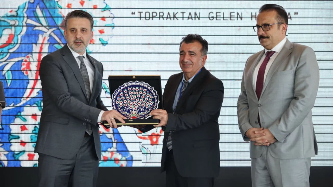Bursa'da Anadolu'nun seramik kültürü konuşuldu
