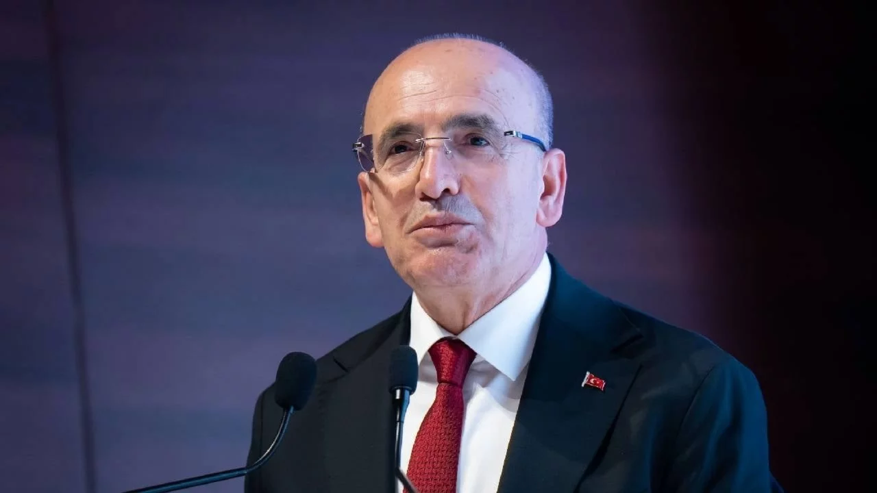 Bakan Şimşek: Büyük bir şokla karşı karşıyayız, ama program değişikliği öngörmüyoruz