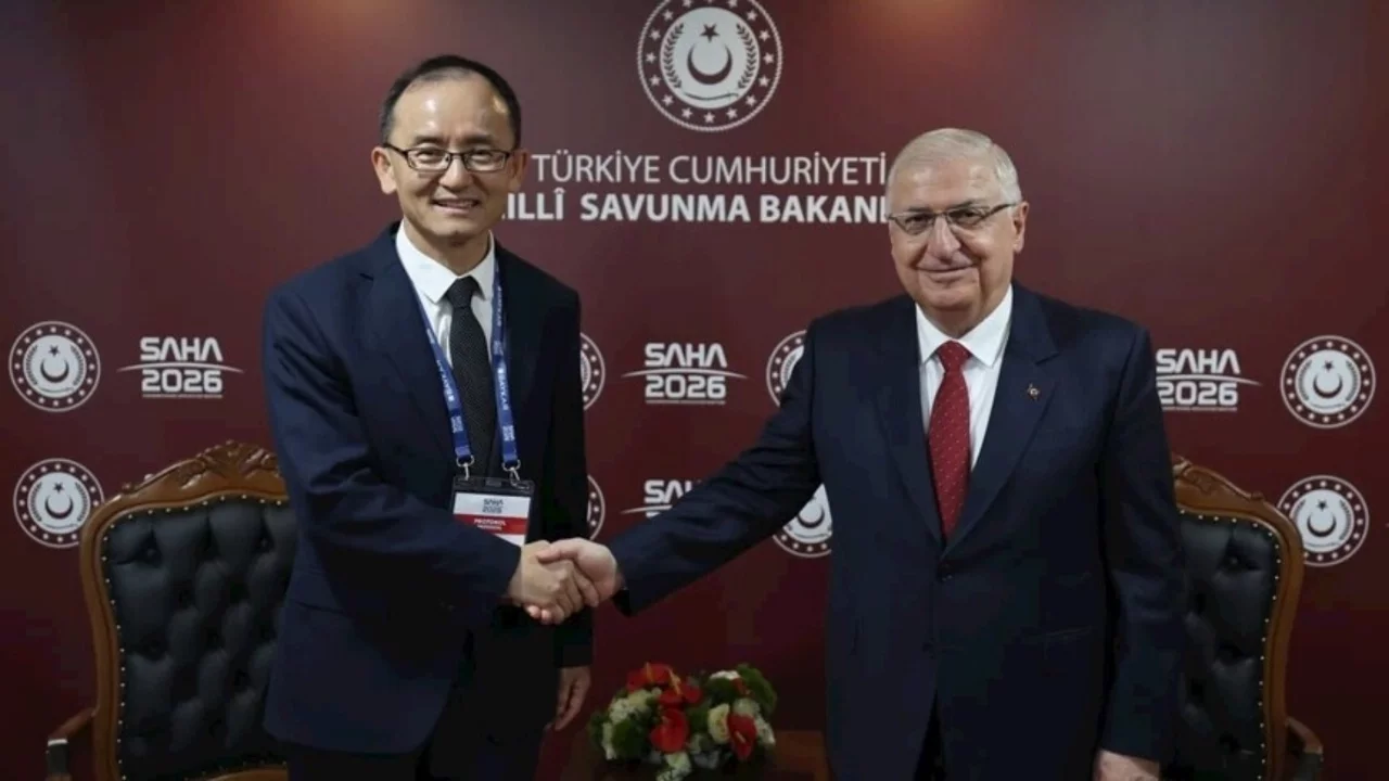 Bakan Güler, Çin Halk Cumhuriyeti Ankara Büyükelçisi Xuebin'i kabul etti