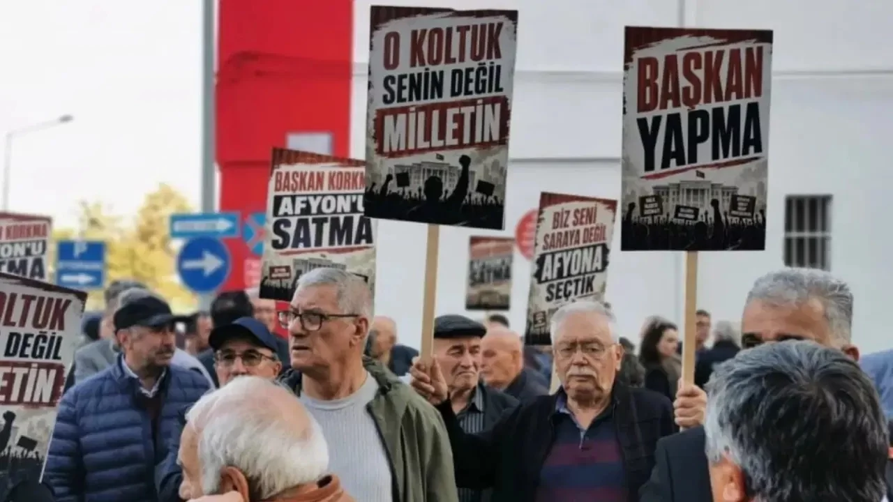 Burcu Köksal'ın sessizliği Afyonkarahisar'da CHP'lileri sokağa döktü