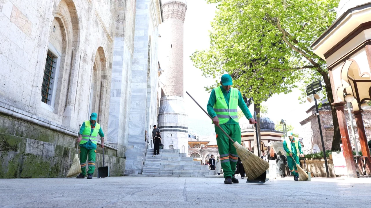 Osmangazi'den tarihi ve turistik bölgelere özel hizmet