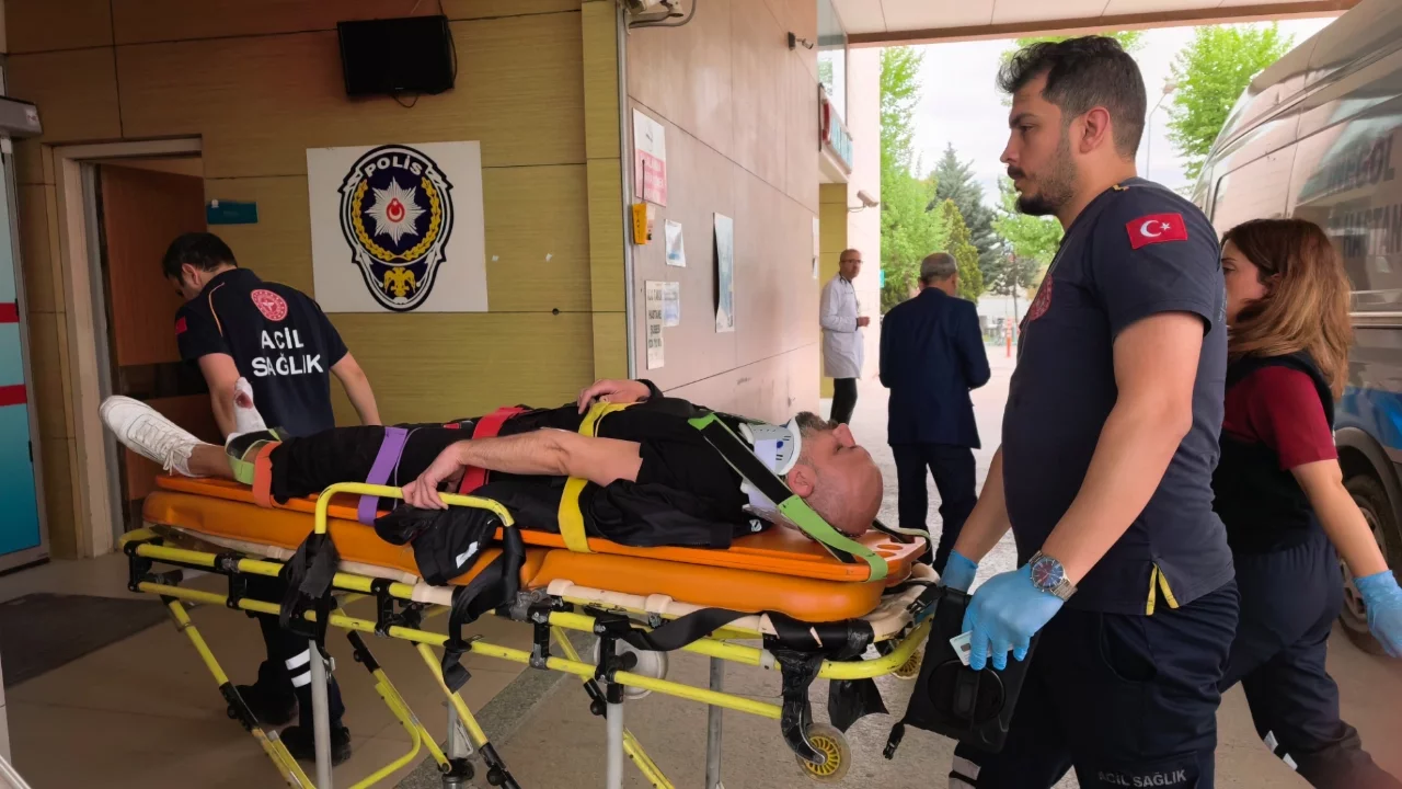 Bursa'da motosiklet sürücüsü kazada yaralandı