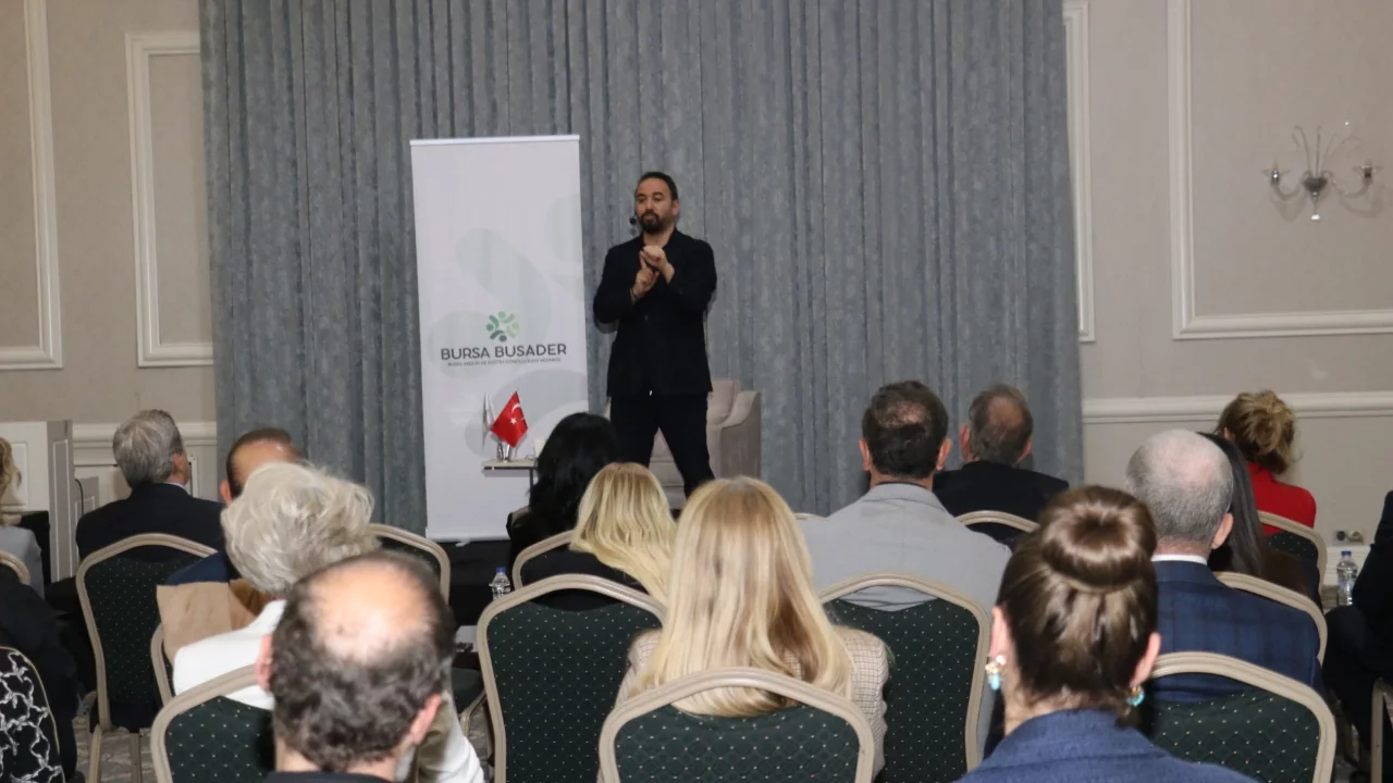Bursa'da başarının ve mutluluğun prensipleri konuşuldu