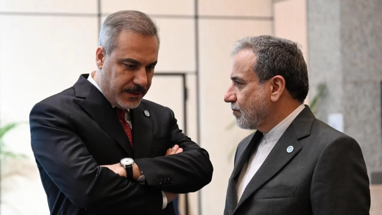 Bakan Fidan, İran Dışişleri Bakanı Abbas Erakçi ile telefonda görüştü