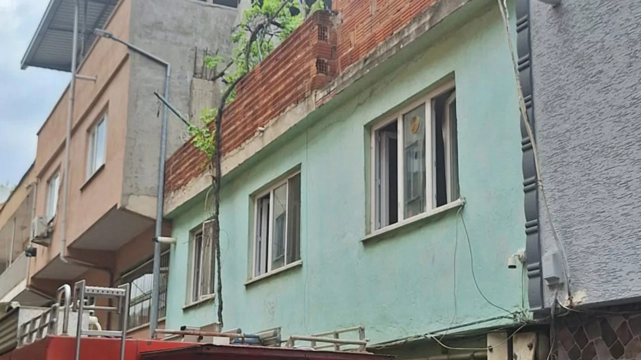 Bursa'da evde çıkan yangın panik yarattı