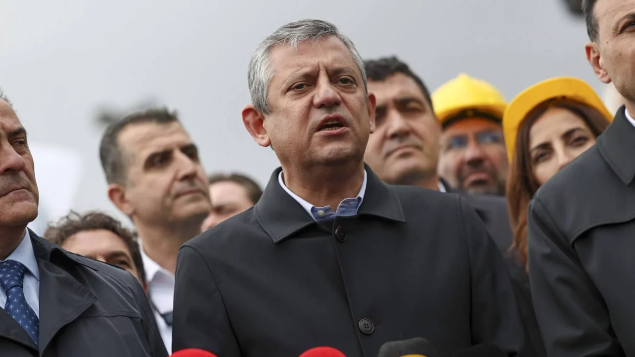 Özgür Özel'e 'Akın Gürlek' soruşturması